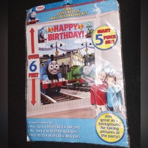 Thomas and friends giant scene setter wall decorating kit missing Hats